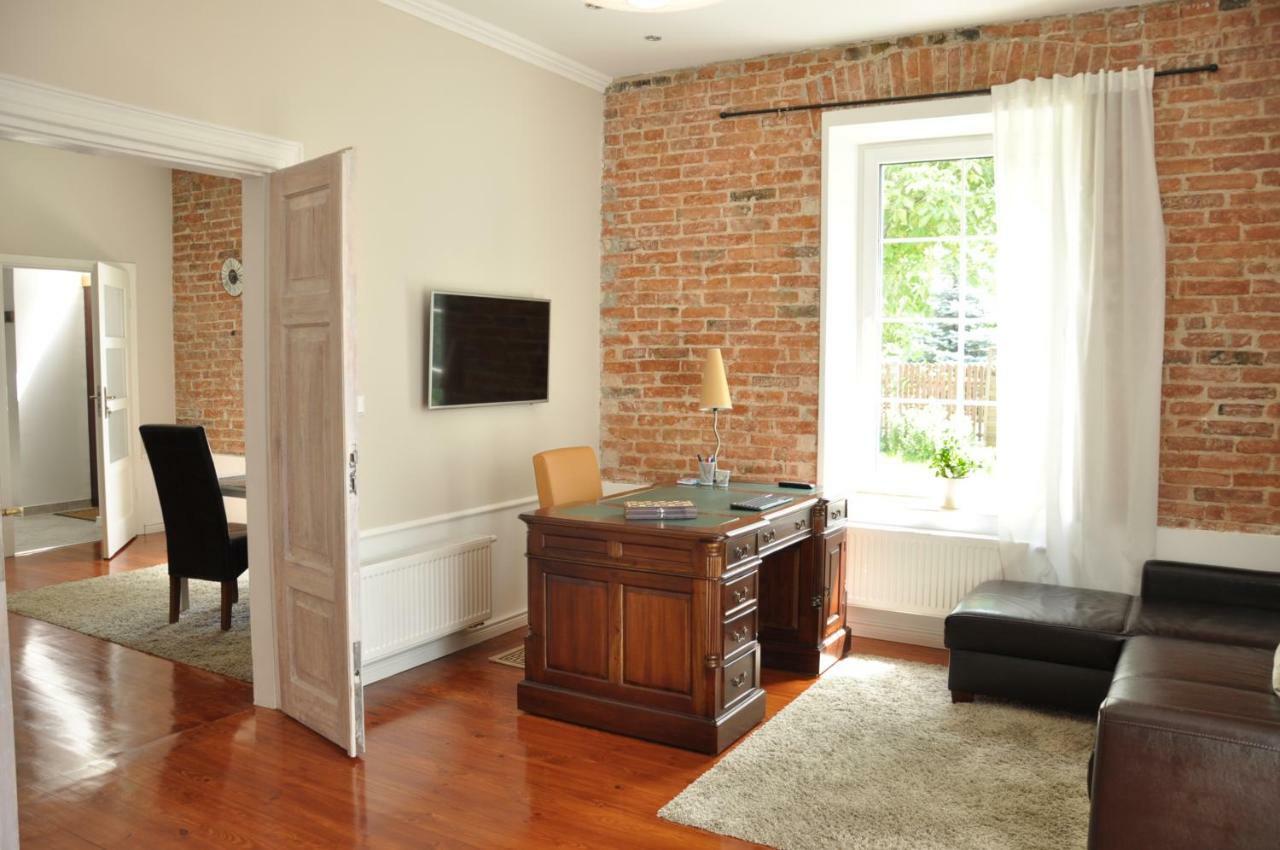 Be Well 3-Rooms Apartment With Parking And Garden Varsovia Exterior foto